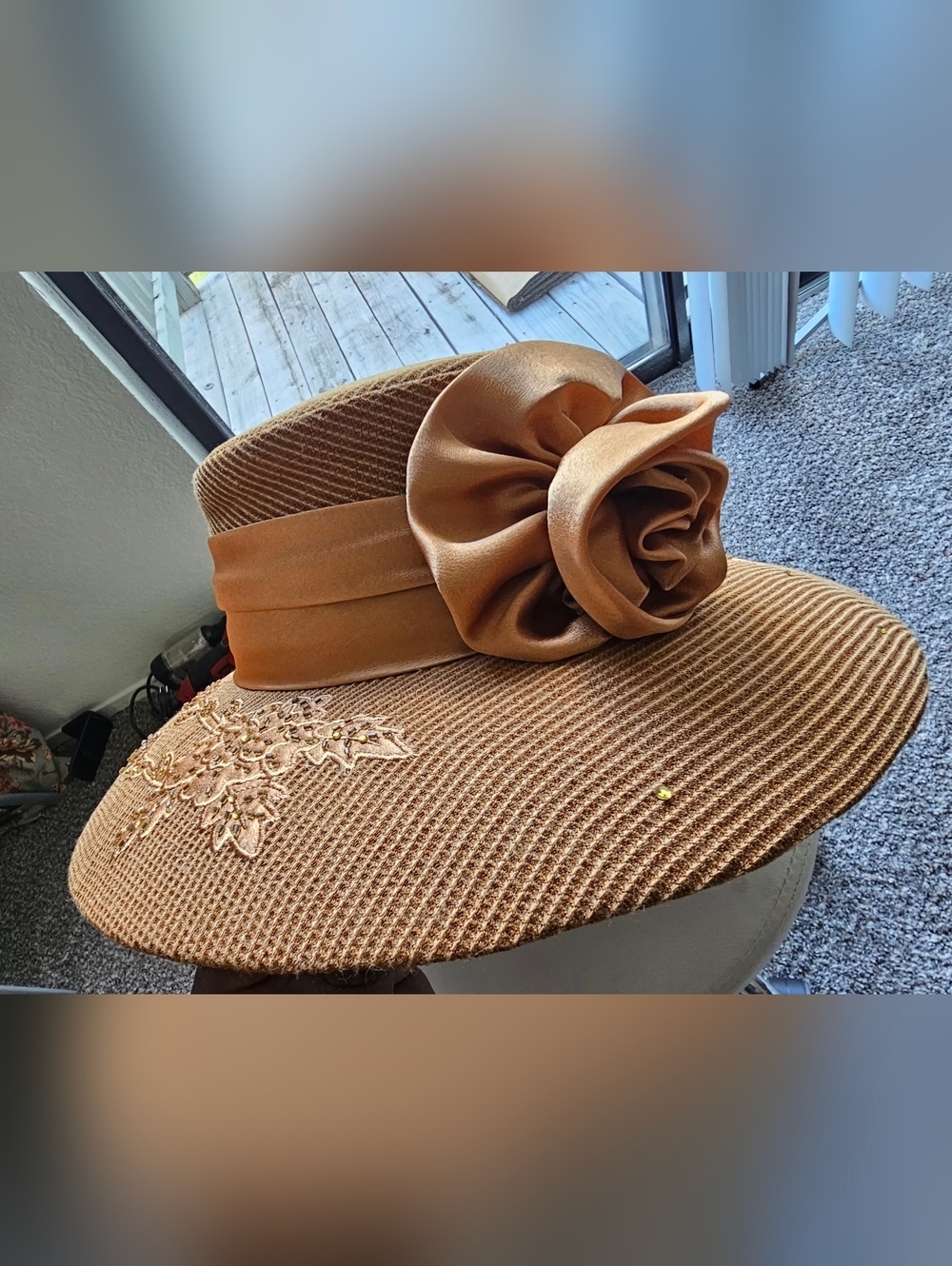 Faith Women's Wide-Brim Floral Accent Hat in Tan